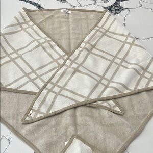 Calvin Klein Elegant Beige Plaid Women's Shawl Wrap Scarf